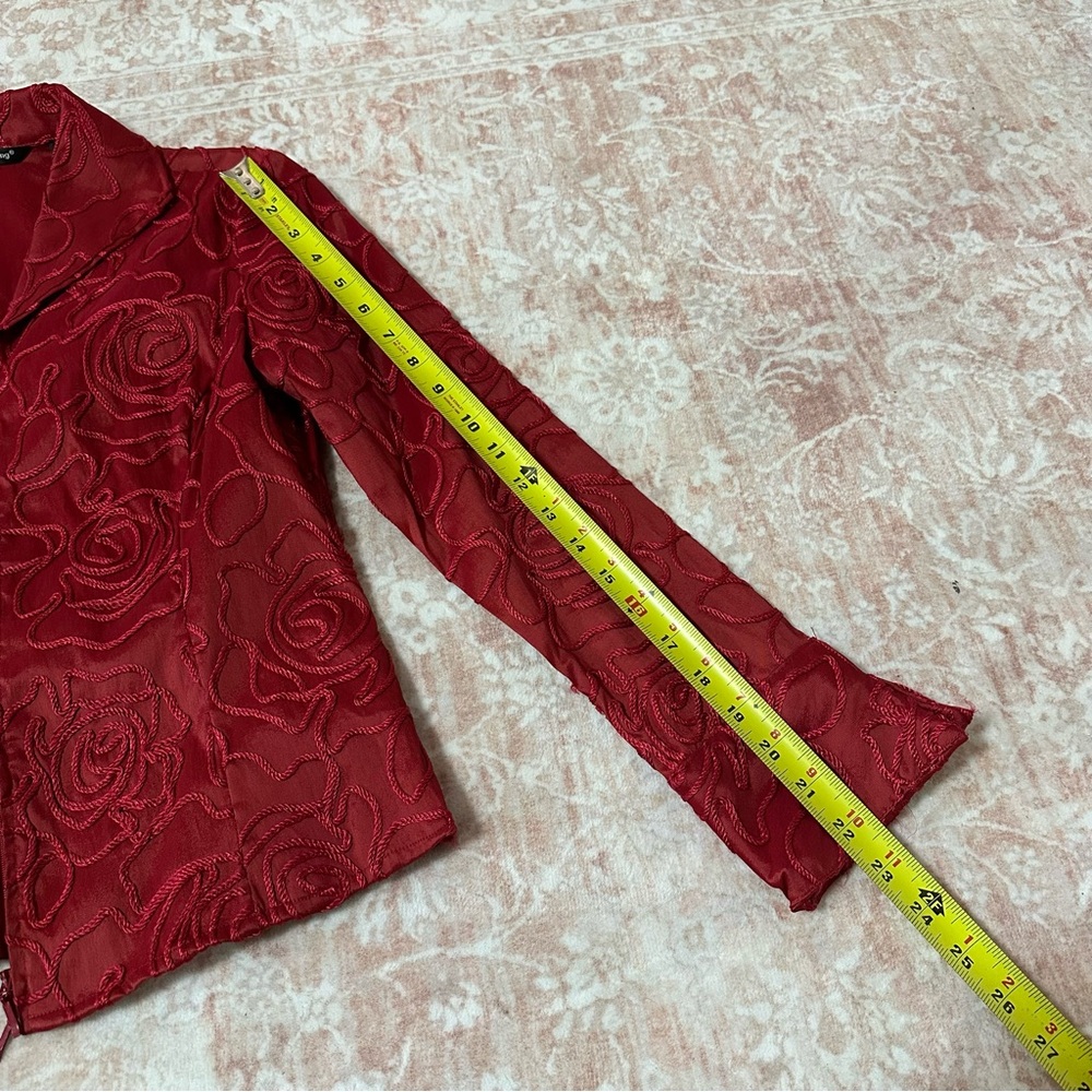 Dual Zip Jacket With Camellia Silk Embroidery - Picture 7 of 9